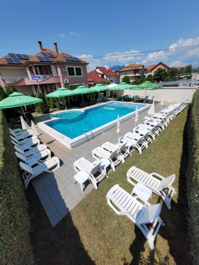 Poseidon Apartment Ni المظهر الخارجي الصورة