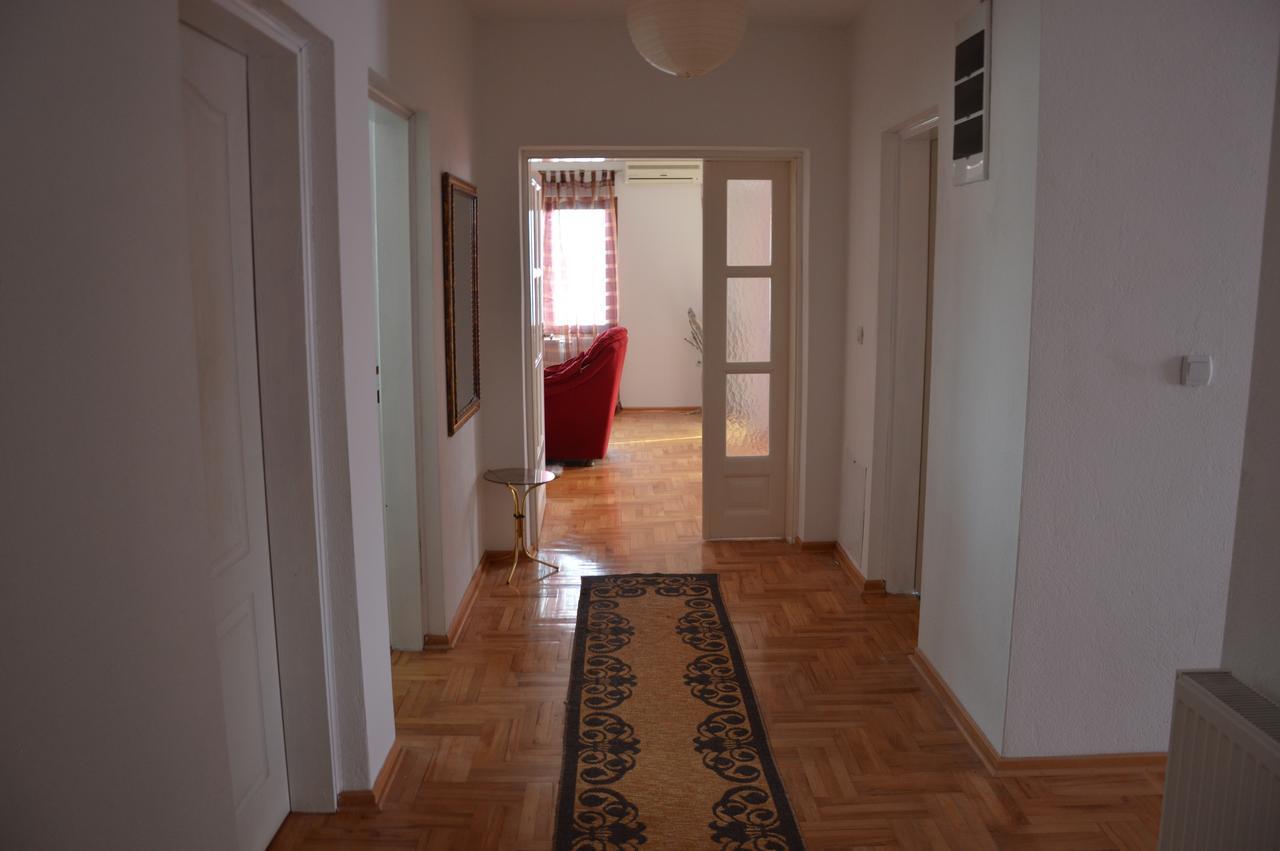 Poseidon Apartment Ni المظهر الخارجي الصورة