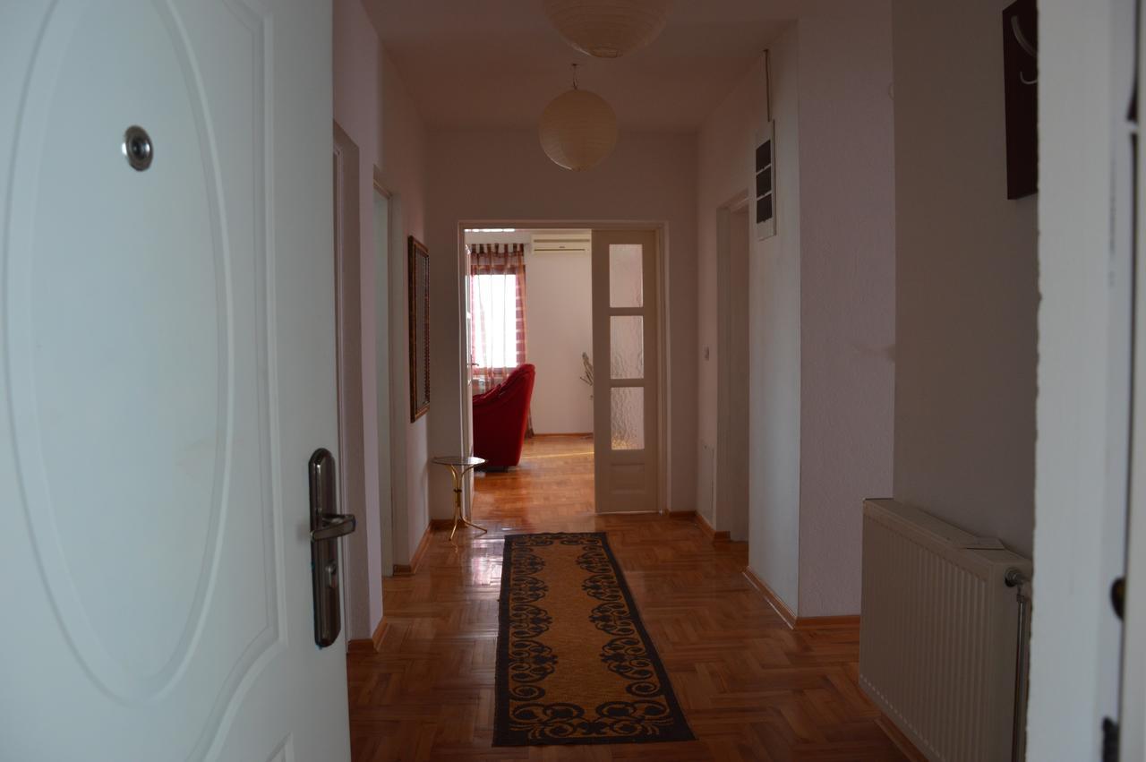 Poseidon Apartment Ni المظهر الخارجي الصورة