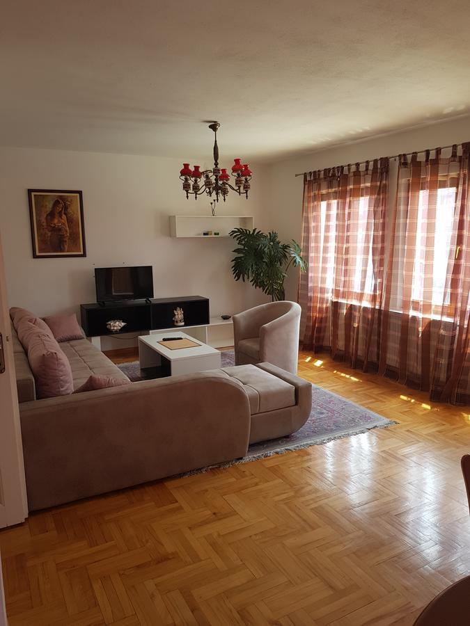 Poseidon Apartment Ni المظهر الخارجي الصورة