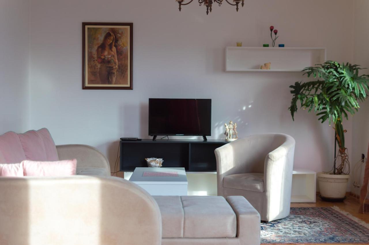 Poseidon Apartment Ni المظهر الخارجي الصورة